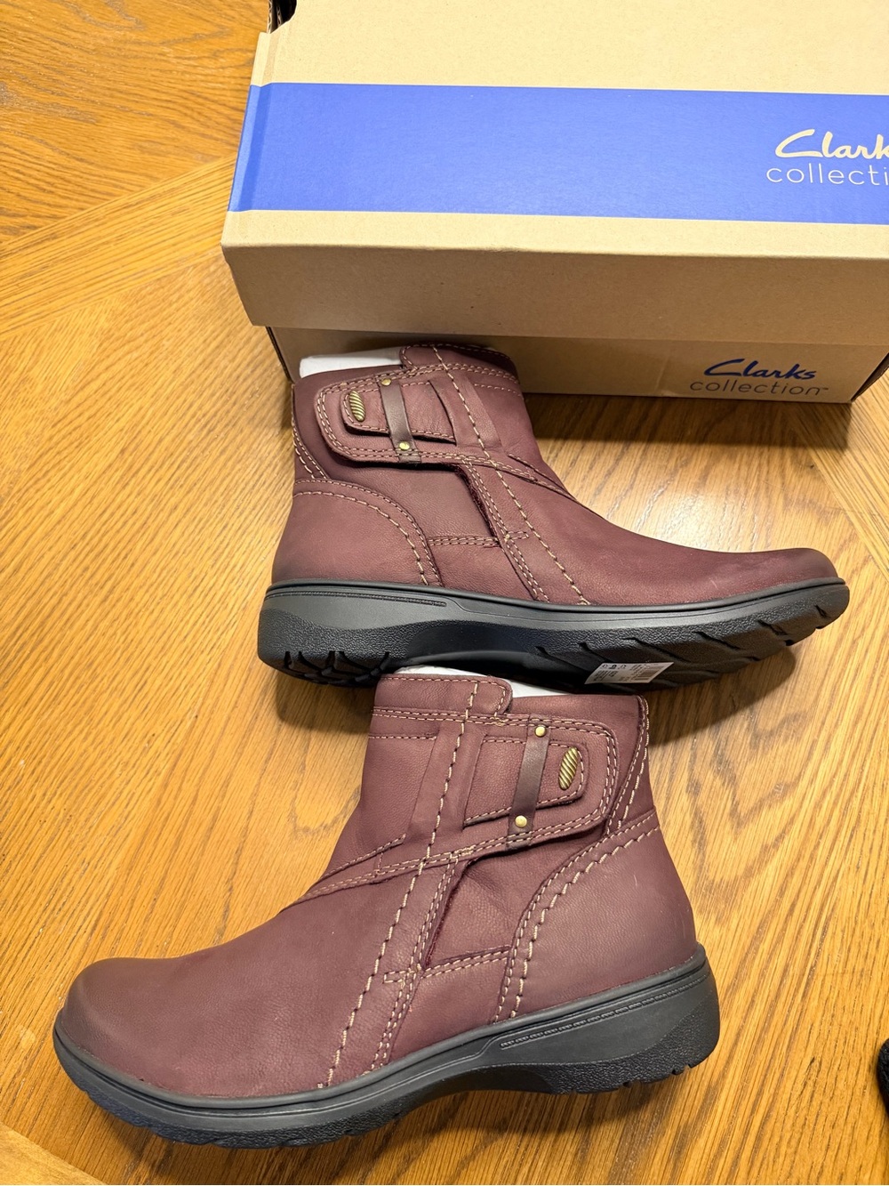 Clarks Women's Burgundy Ankle Boots - Cushioned Comfort